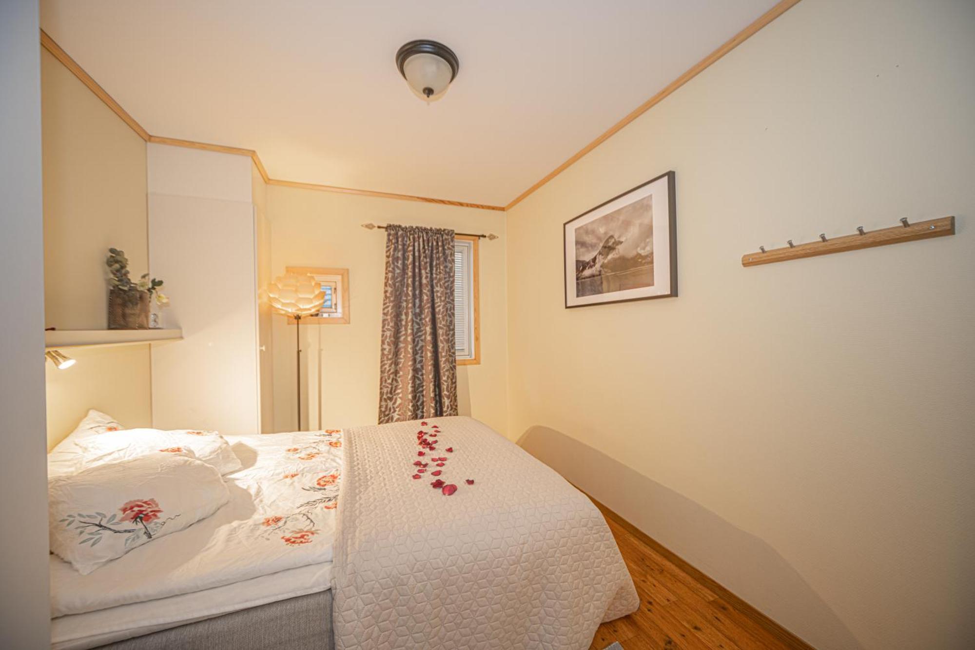 Supersentral 3-Roms Leilighet Med Parkering I Garasje Haugesund Exterior foto