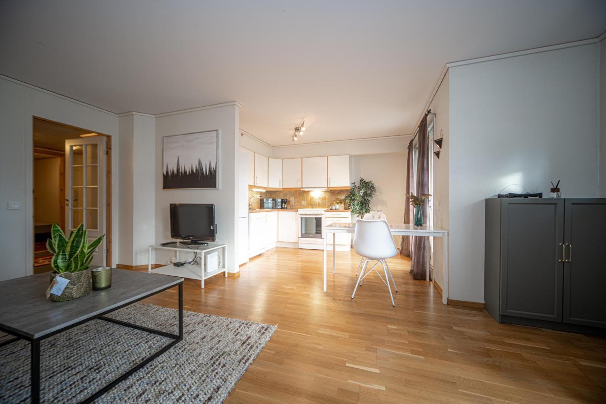 Supersentral 3-Roms Leilighet Med Parkering I Garasje Haugesund Exterior foto
